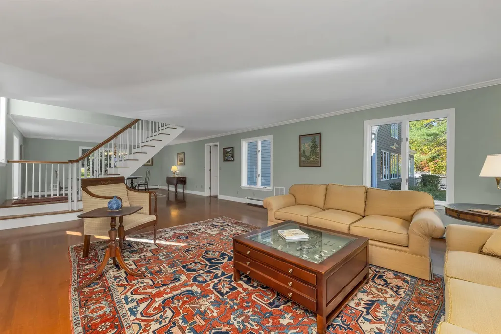 427 North Main Street Wolfeboro NH 03894-0427