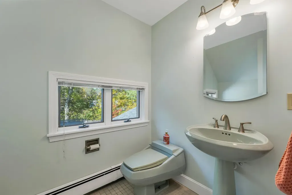 427 North Main Street Wolfeboro NH 03894-0427