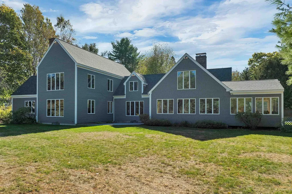 427 North Main Street Wolfeboro NH 03894-0427