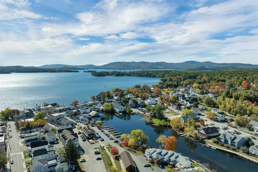 427 North Main Street Wolfeboro NH 03894-0427