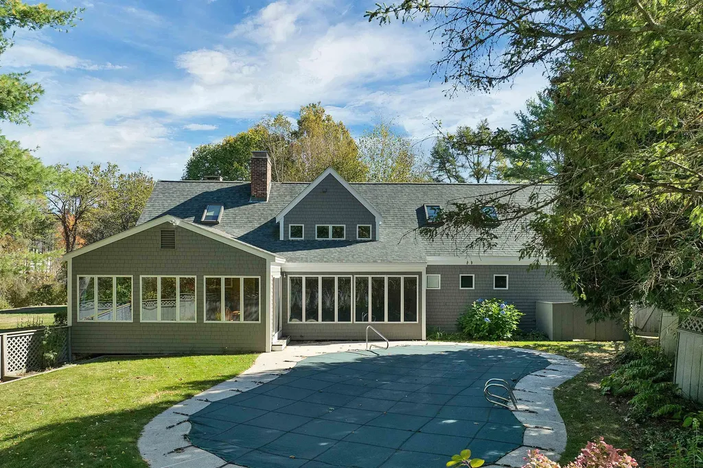 427 North Main Street Wolfeboro NH 03894-0427