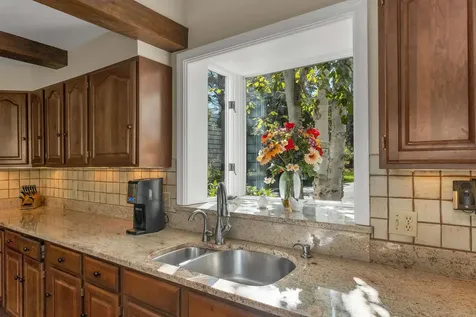 427 North Main Street Wolfeboro NH 03894-0427