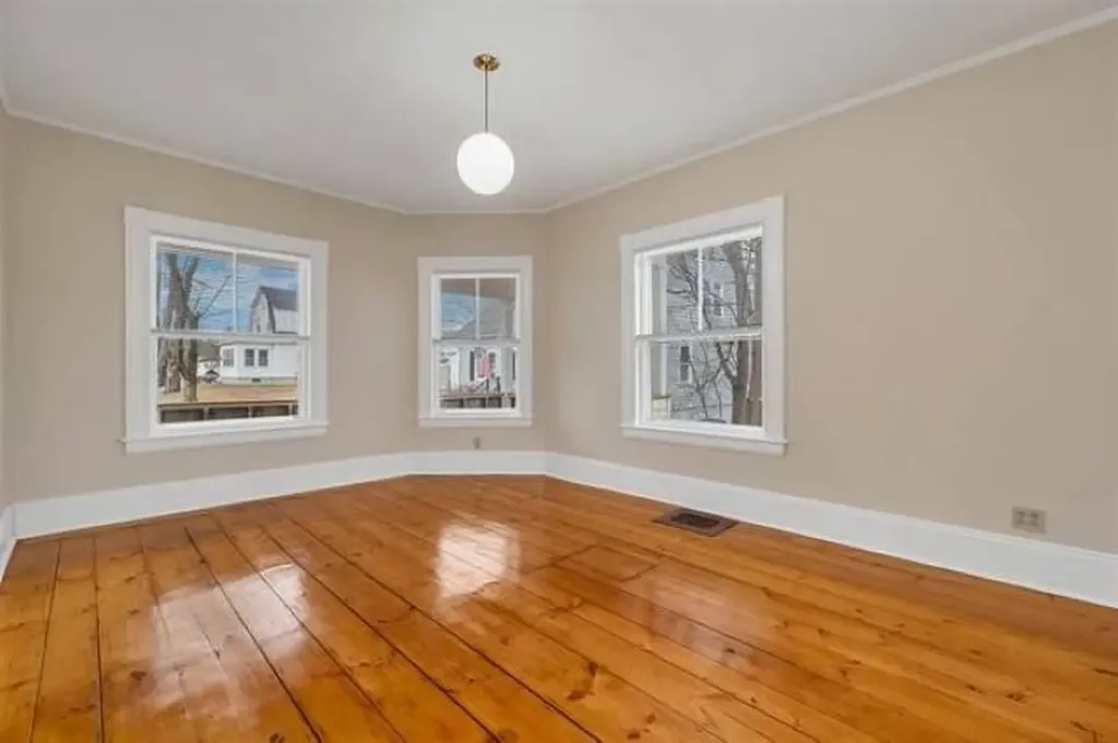 1-3 Circle Avenue Nashua NH 03060