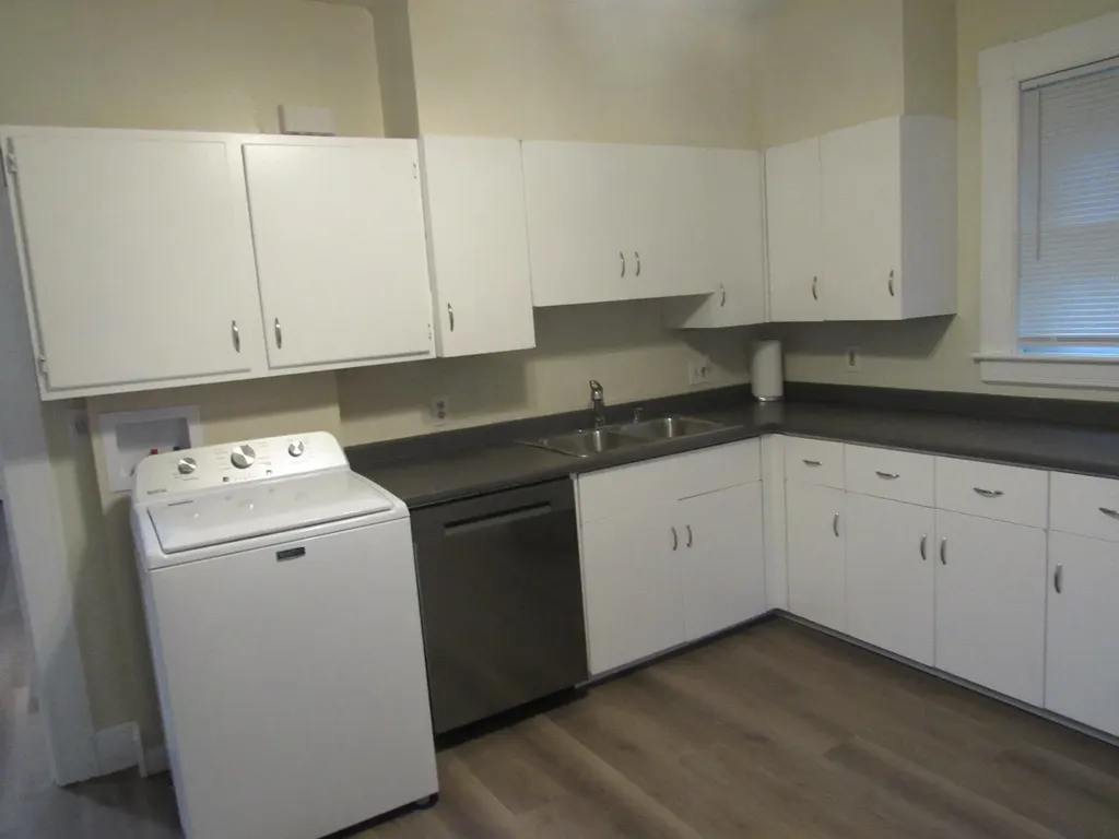 1-3 Circle Avenue Nashua NH 03060