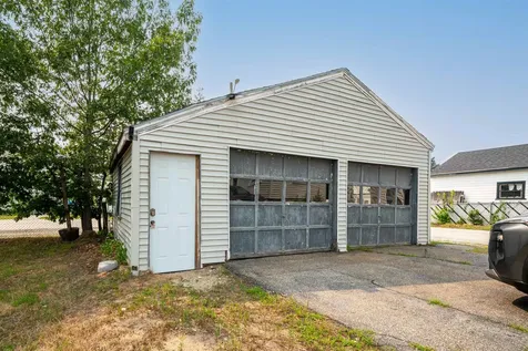 106 Bismark Street Manchester NH 03102