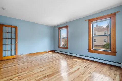 106 Bismark Street Manchester NH 03102