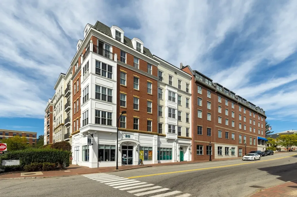 77 Hanover Street Portsmouth NH 03801