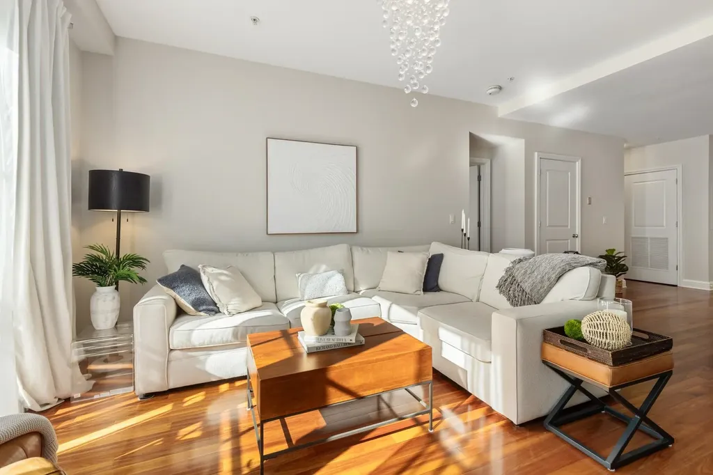 77 Hanover Street Portsmouth NH 03801