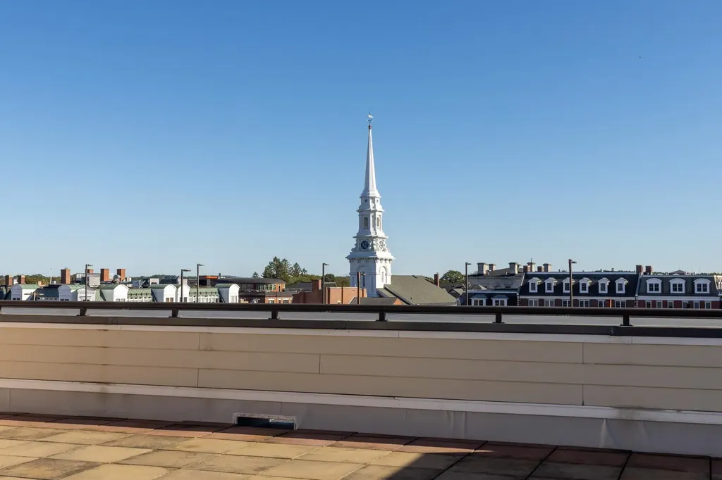 77 Hanover Street Portsmouth NH 03801