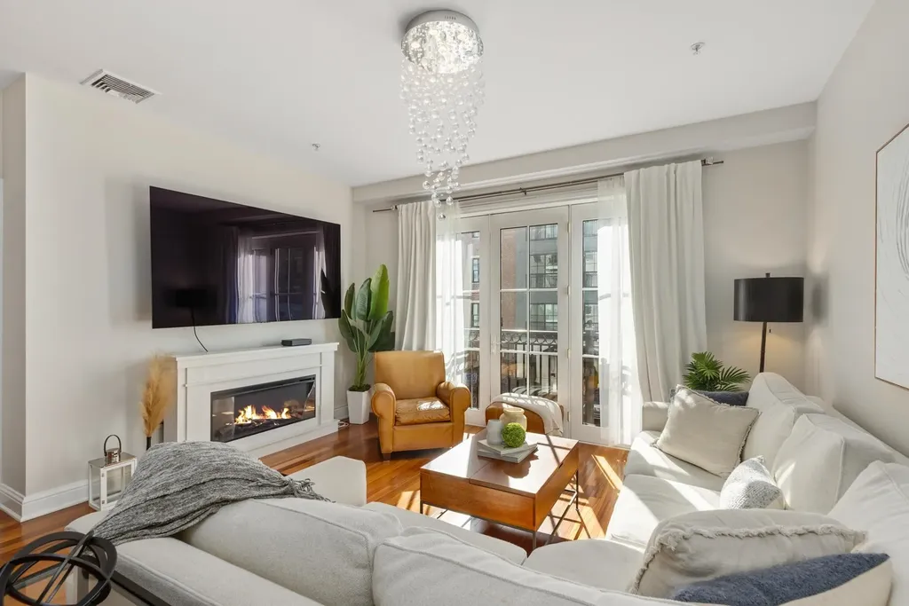 77 Hanover Street Portsmouth NH 03801