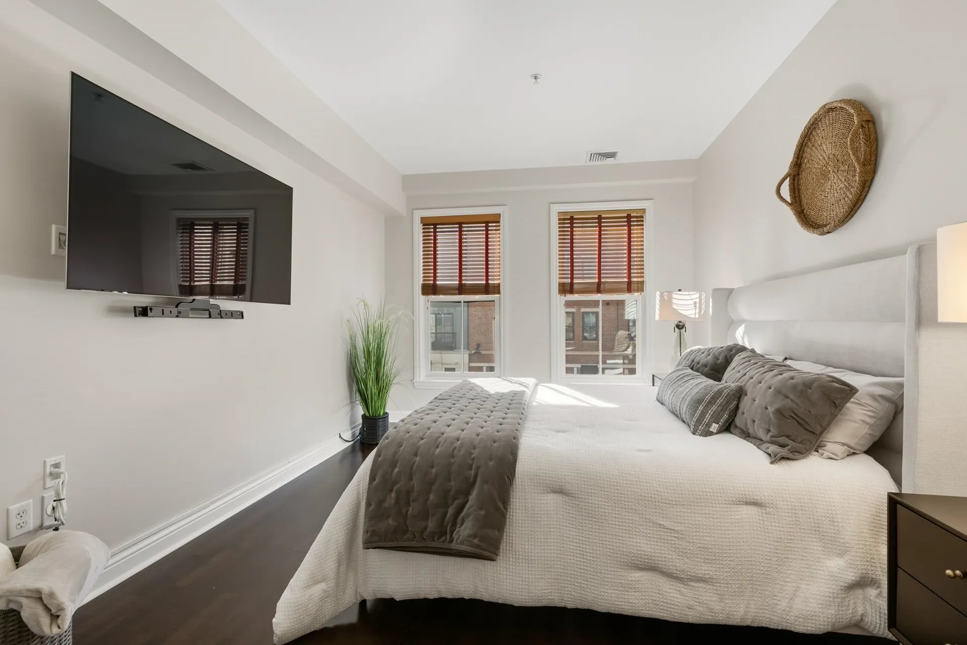 77 Hanover Street Portsmouth NH 03801