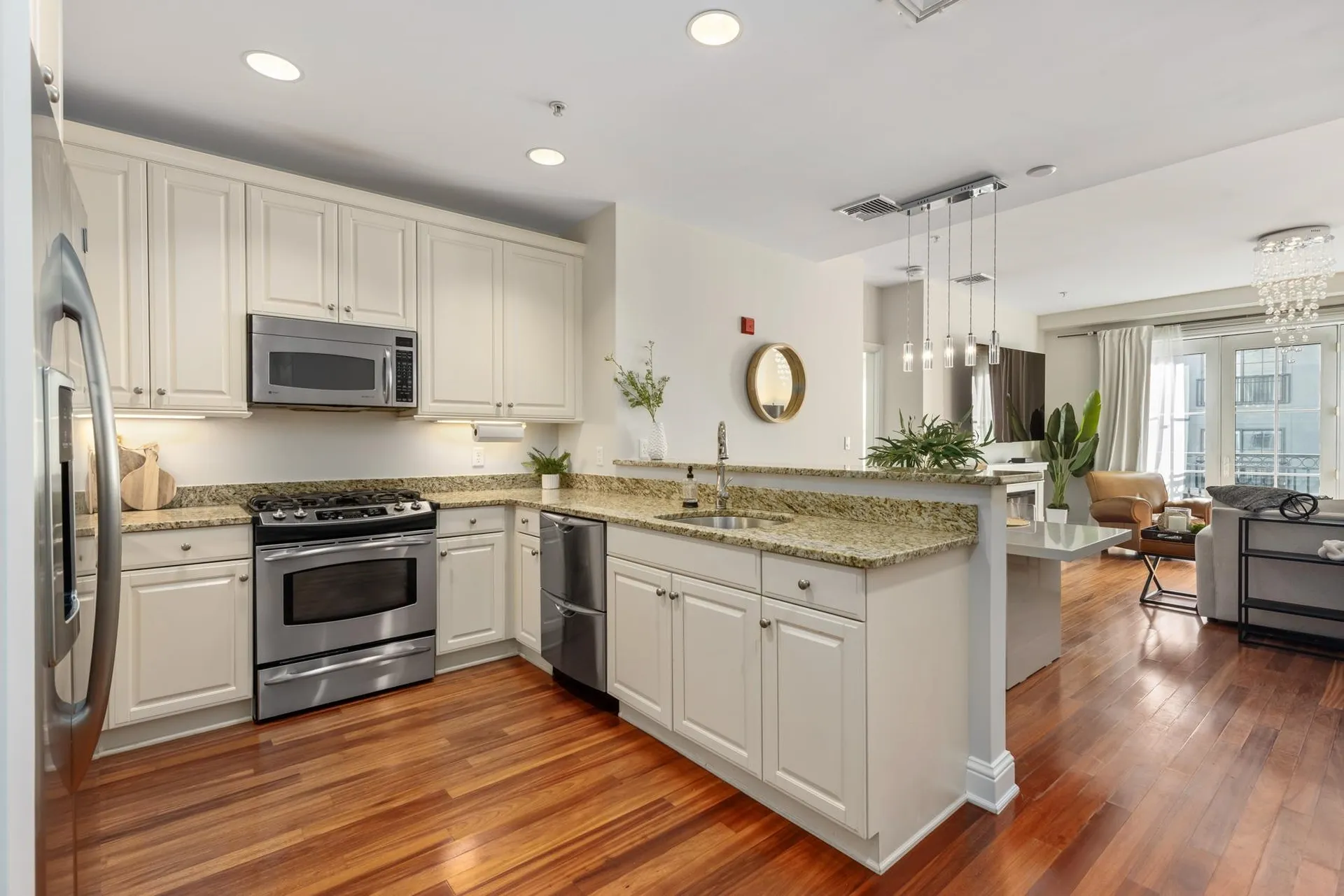 77 Hanover Street Portsmouth NH 03801