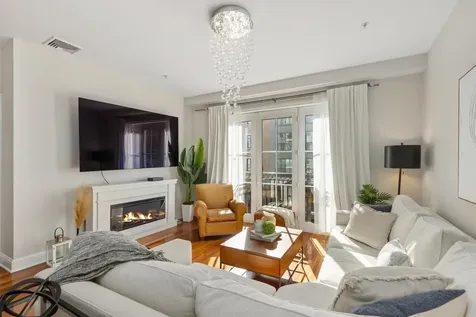 77 Hanover Street Portsmouth NH 03801