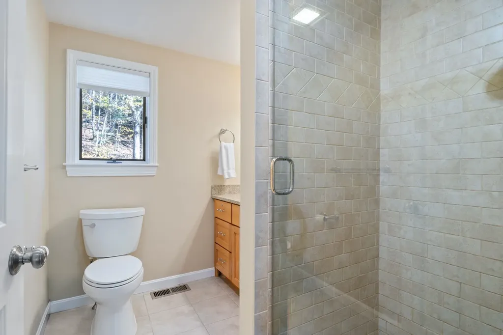 344 Chalk Pond Road Newbury NH 03255