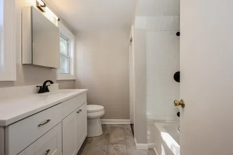 107 Arlington Street Manchester NH 03104