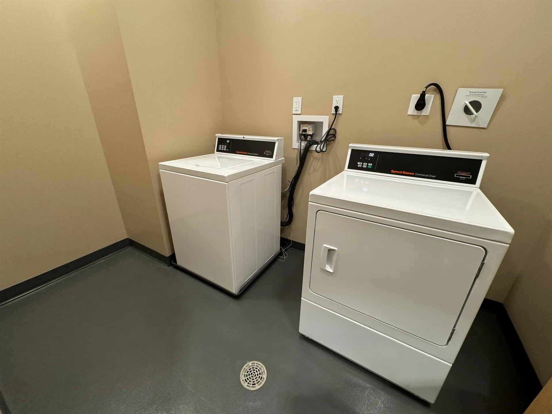 83 Hanover Street Manchester NH 03101