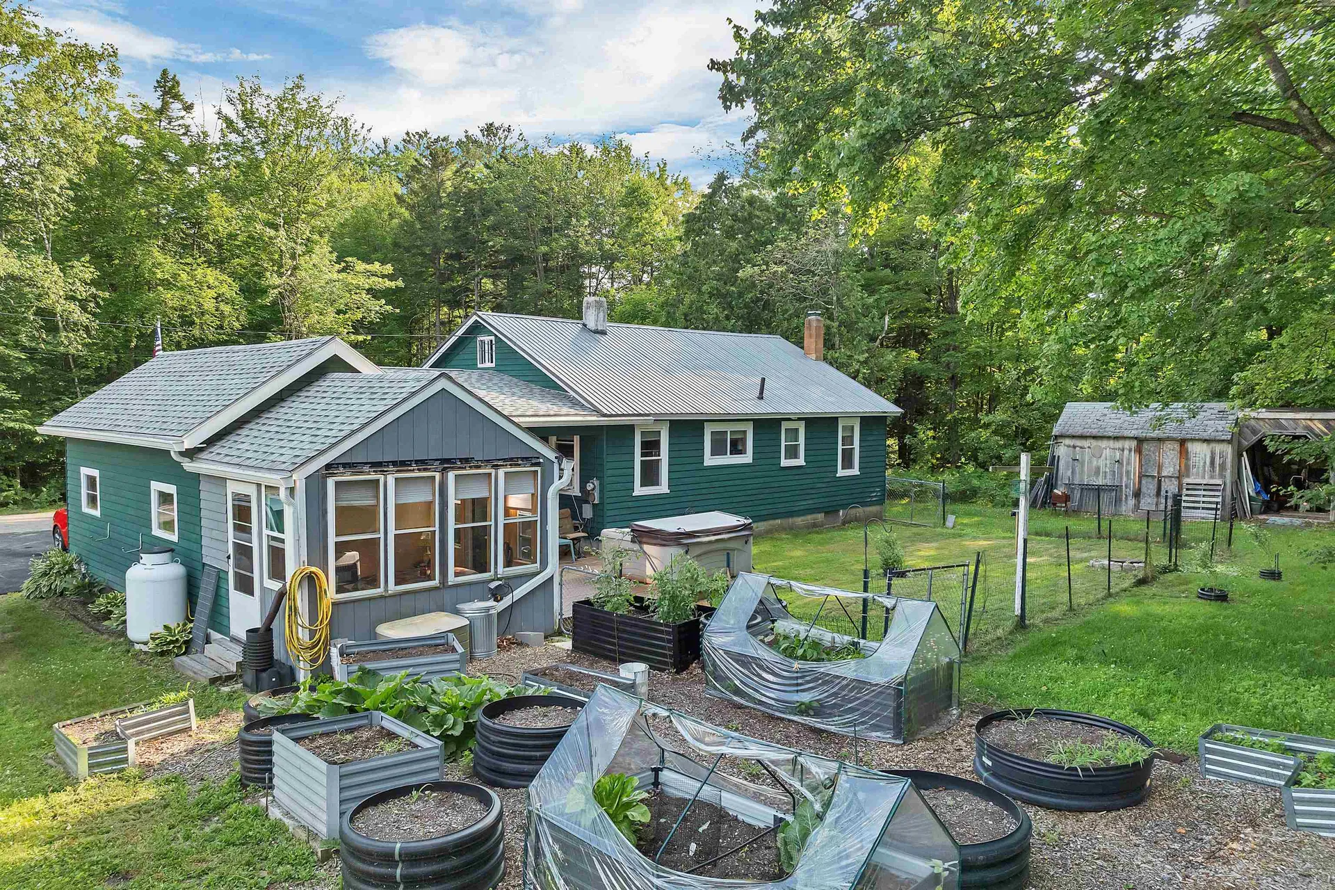 23 Oakes Street Woodstock NH 03262