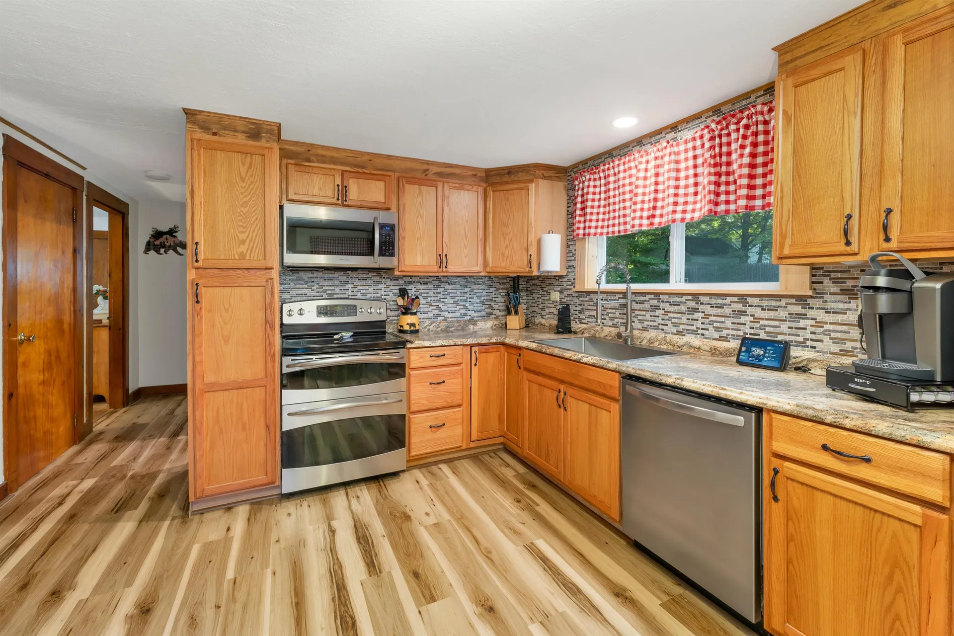 23 Oakes Street Woodstock NH 03262