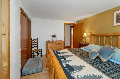 23 Oakes Street Woodstock NH 03262