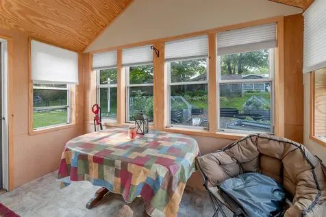 23 Oakes Street Woodstock NH 03262