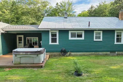 23 Oakes Street Woodstock NH 03262