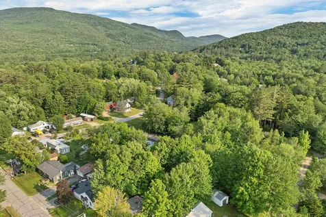 23 Oakes Street Woodstock NH 03262