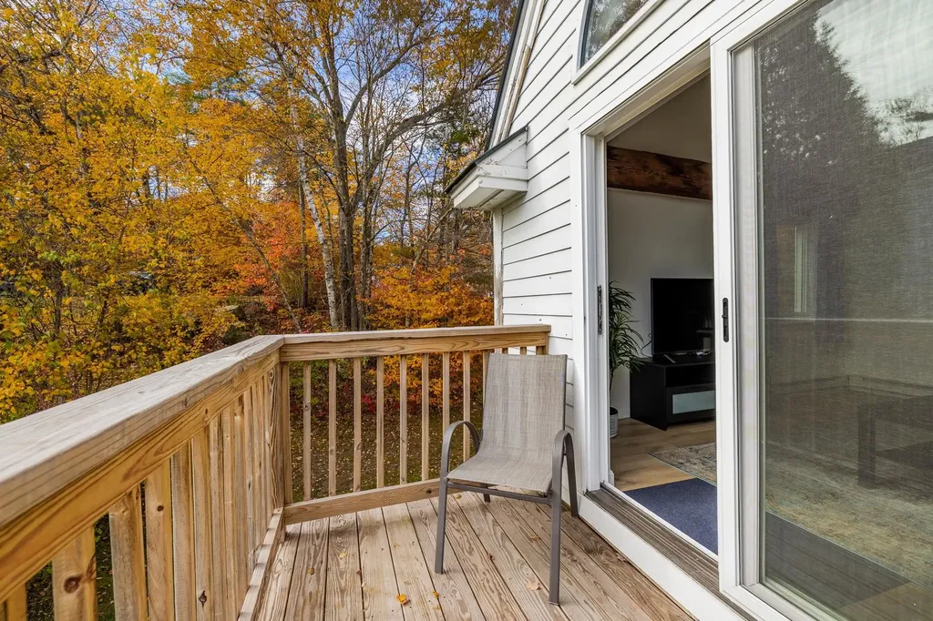 11 Marsten Lane Enfield NH 03748