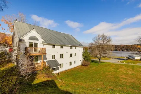 11 Marsten Lane Enfield NH 03748