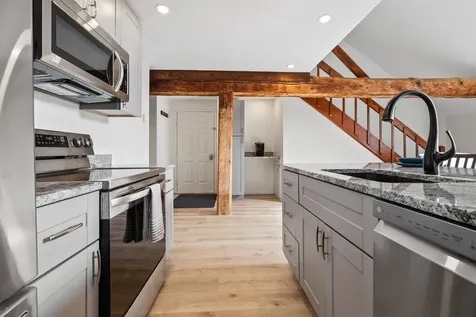 11 Marsten Lane Enfield NH 03748