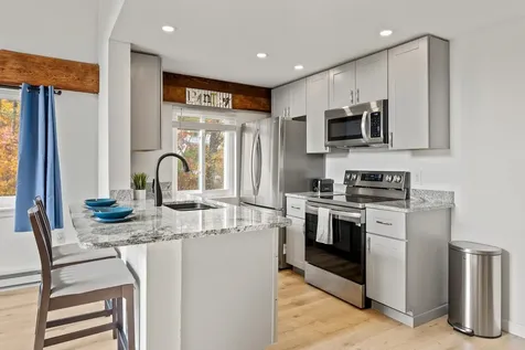 11 Marsten Lane Enfield NH 03748