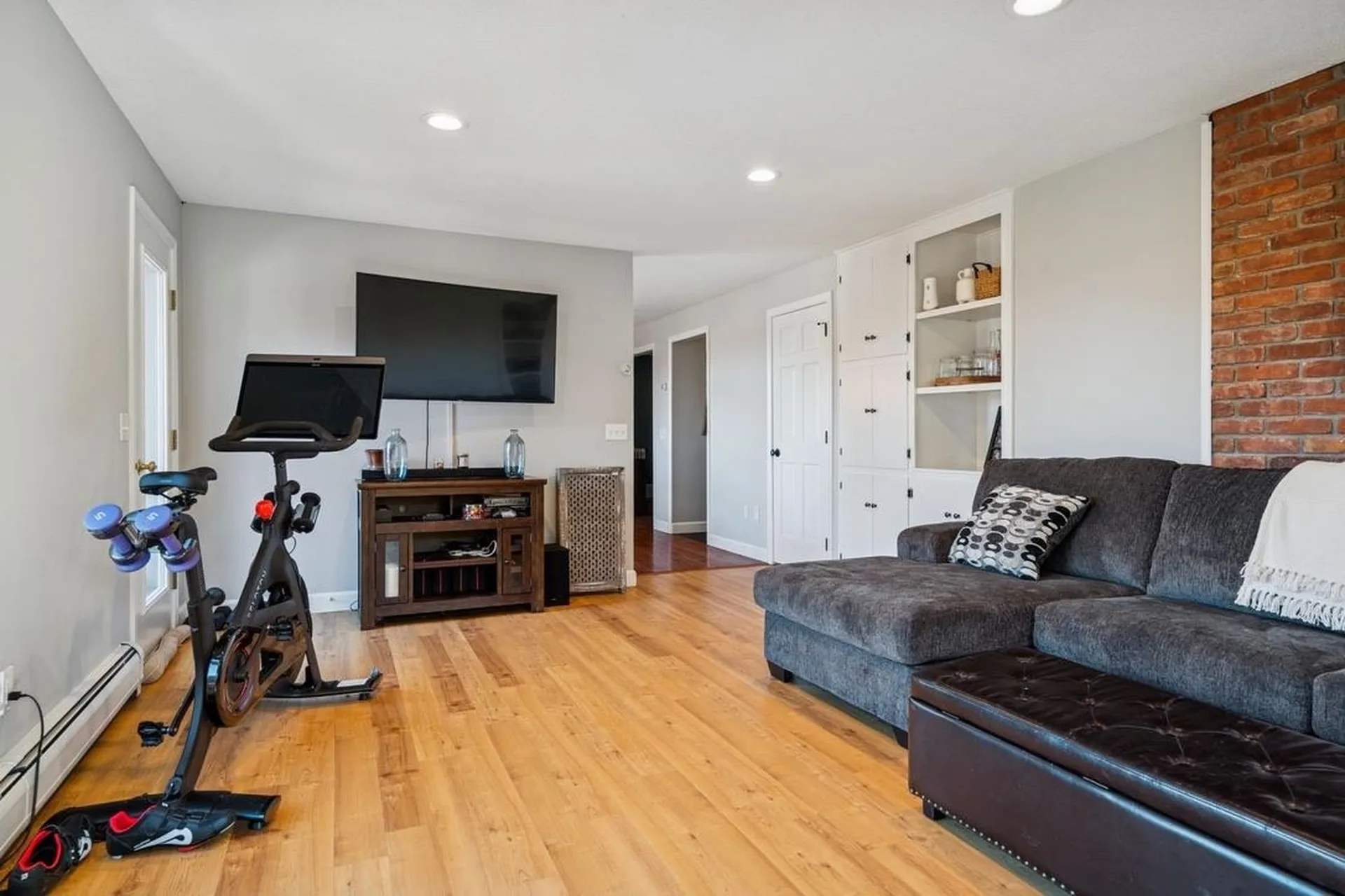 16 Cherry Hill Road Claremont NH 03743