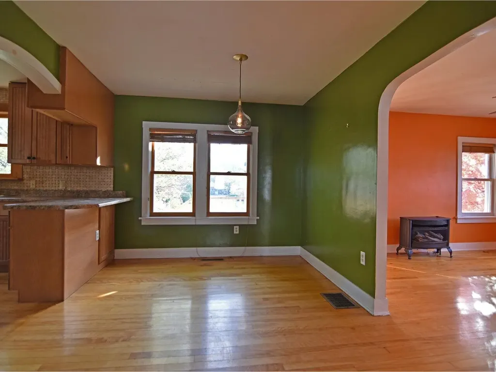 34 Hoover Street Burlington VT 05401