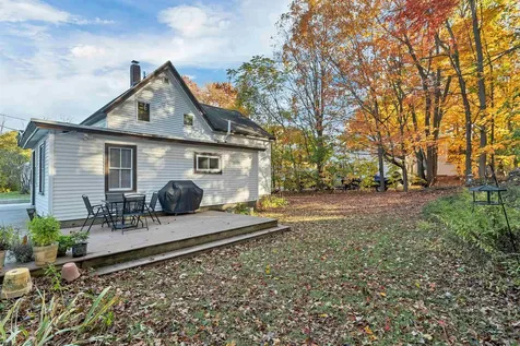 17 Rowell Street Laconia NH 03246