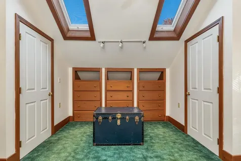 17 Rowell Street Laconia NH 03246