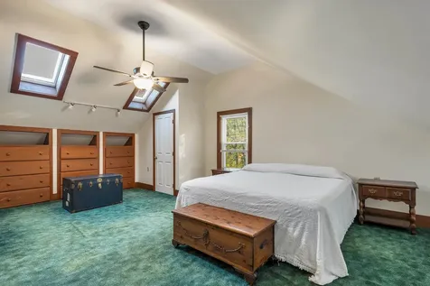 17 Rowell Street Laconia NH 03246