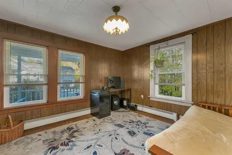 17 Rowell Street Laconia NH 03246