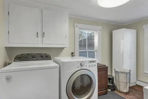 17 Rowell Street Laconia NH 03246