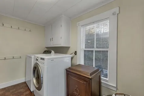 17 Rowell Street Laconia NH 03246