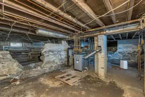 17 Rowell Street Laconia NH 03246