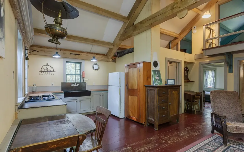 94 Cold Pond Road Acworth NH 03601