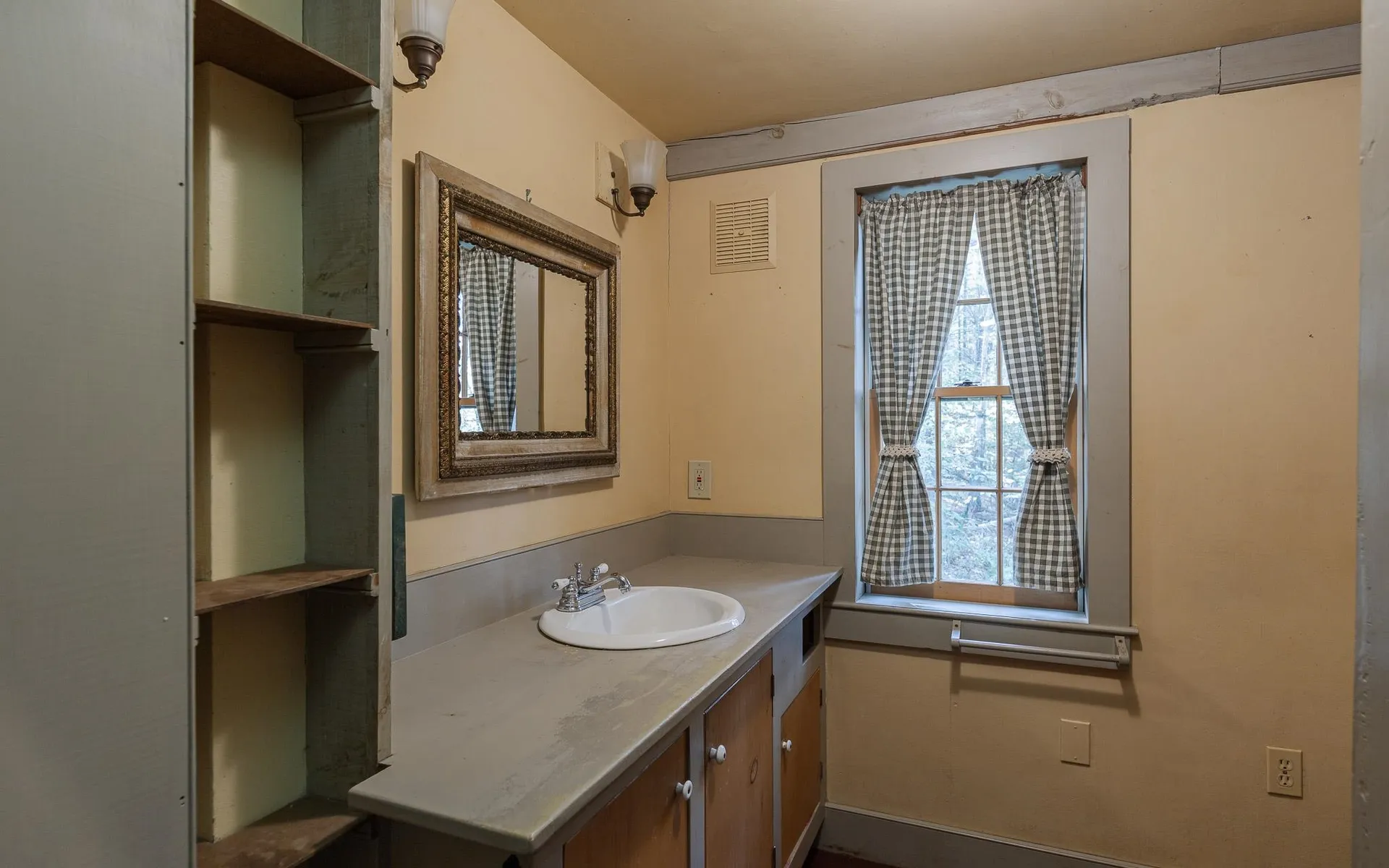 94 Cold Pond Road Acworth NH 03601