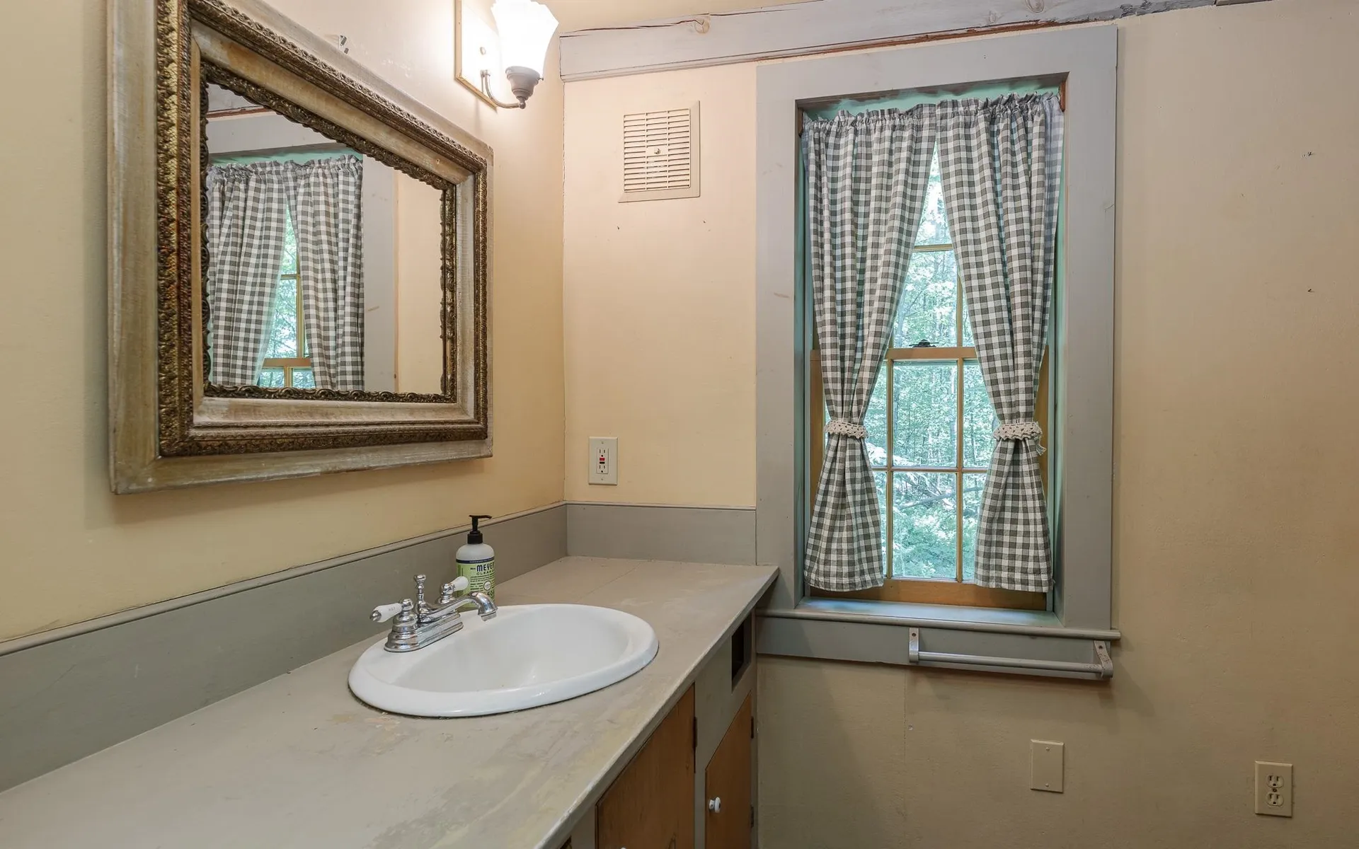 94 Cold Pond Road Acworth NH 03601