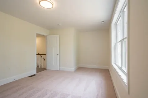 79 Wilderness Drive Nashua NH 03062