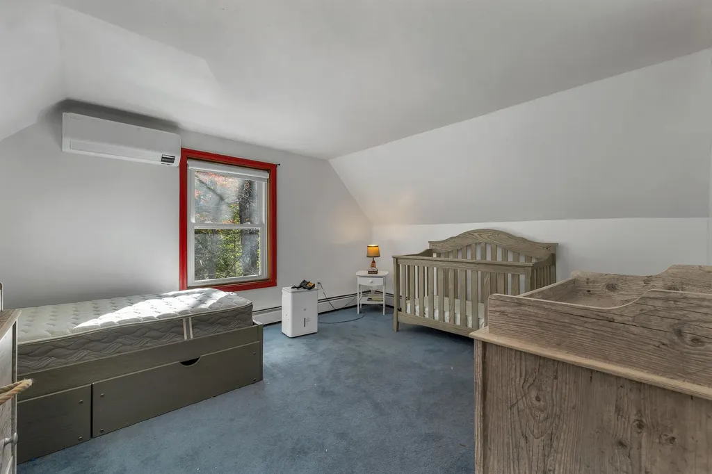 179 Stage Road Nottingham NH 03290