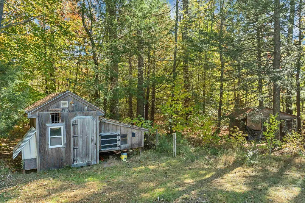 179 Stage Road Nottingham NH 03290