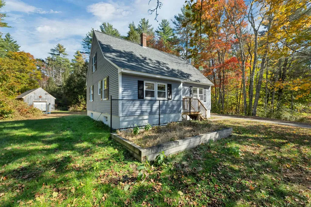 179 Stage Road Nottingham NH 03290