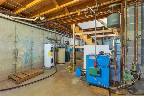 179 Stage Road Nottingham NH 03290