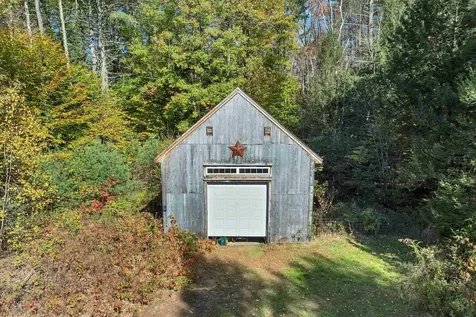 179 Stage Road Nottingham NH 03290