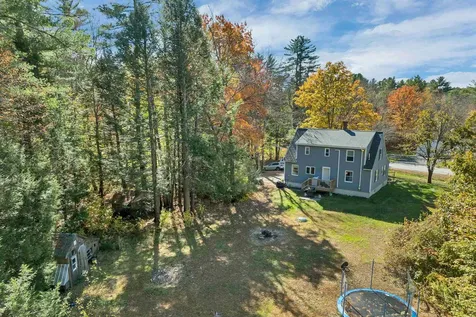 179 Stage Road Nottingham NH 03290