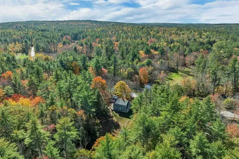 179 Stage Road Nottingham NH 03290